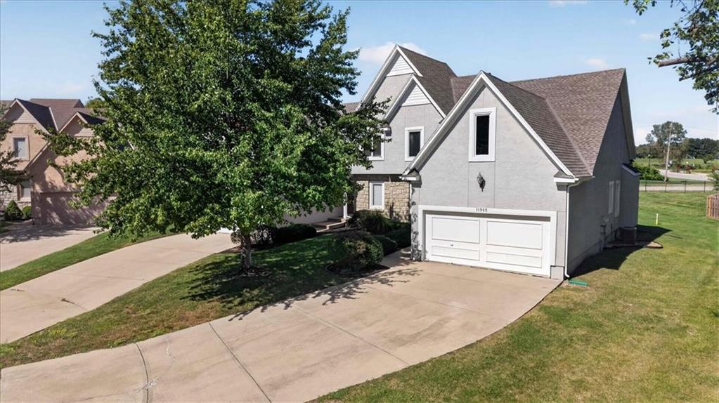 11905 Westgate Cir, Overland Park, KS 66213