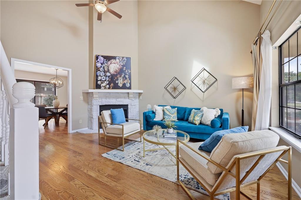 11624 W 113th St, Overland Park, KS 66210