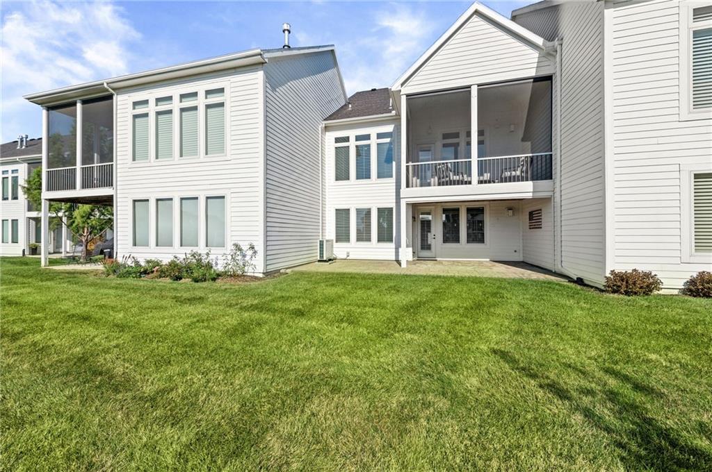 6140 Lime Stone Ct, Parkville, MO 64152