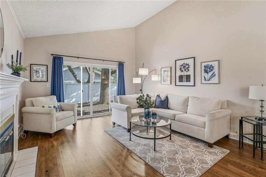 8003 Halsey St, Lenexa, KS 66215