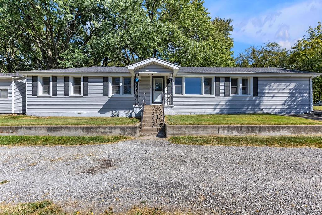 103 E Vassar St, St Joseph, MO 64504