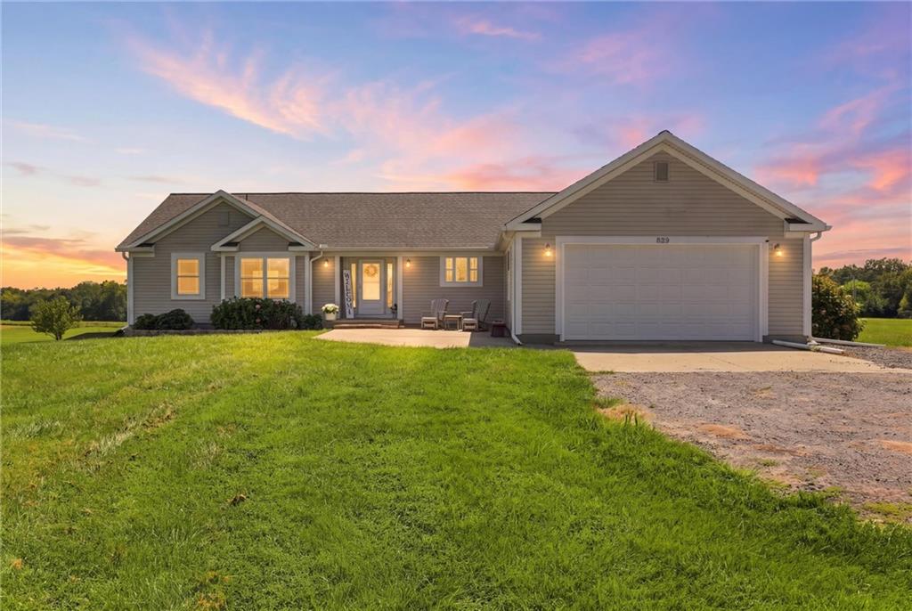 529 NW 1421st Rd, Holden, MO 64040