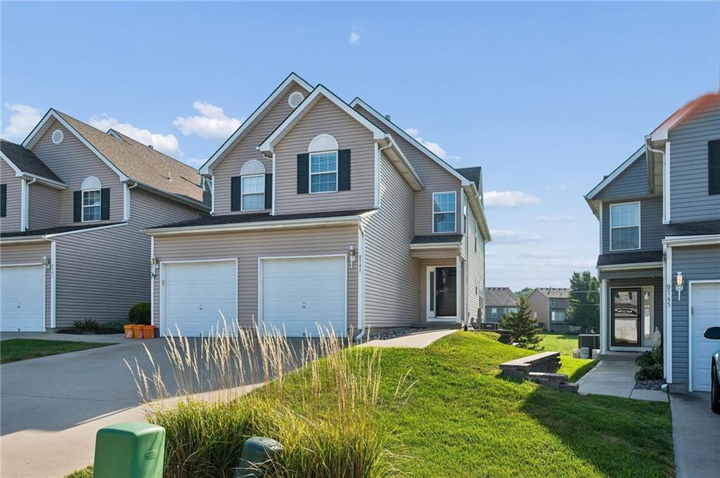 9747 N Lewis Ave, Kansas City, MO 64157