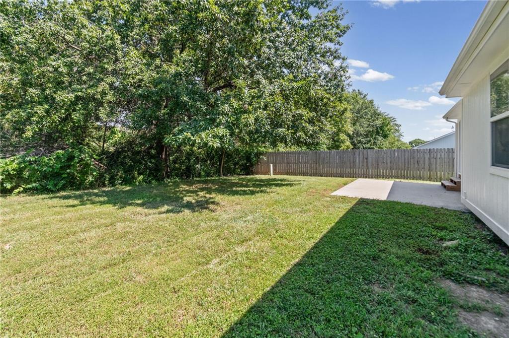 8620 NE 116th St, Kansas City, MO 64157