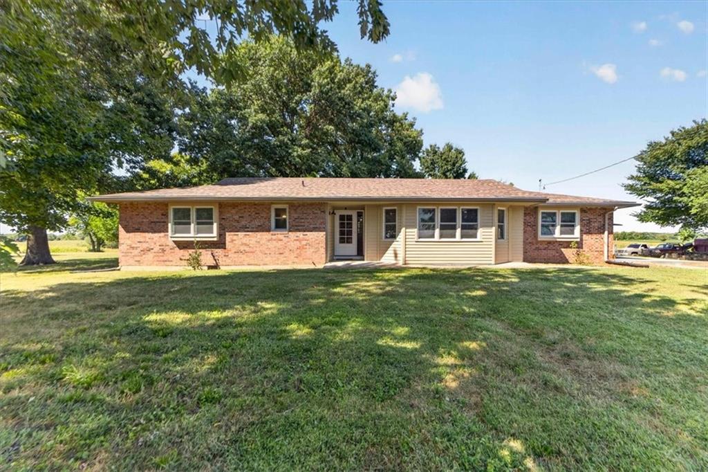 33600 E 315th St, Garden City, MO 64747
