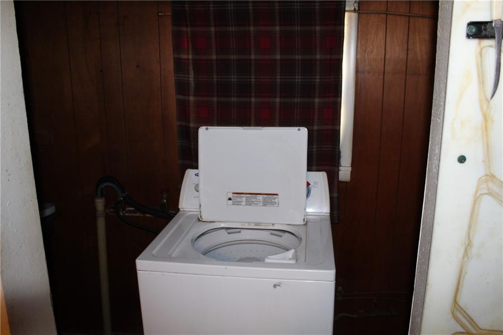 1538 Us Highway 59 Hw, Moran, KS 66755
