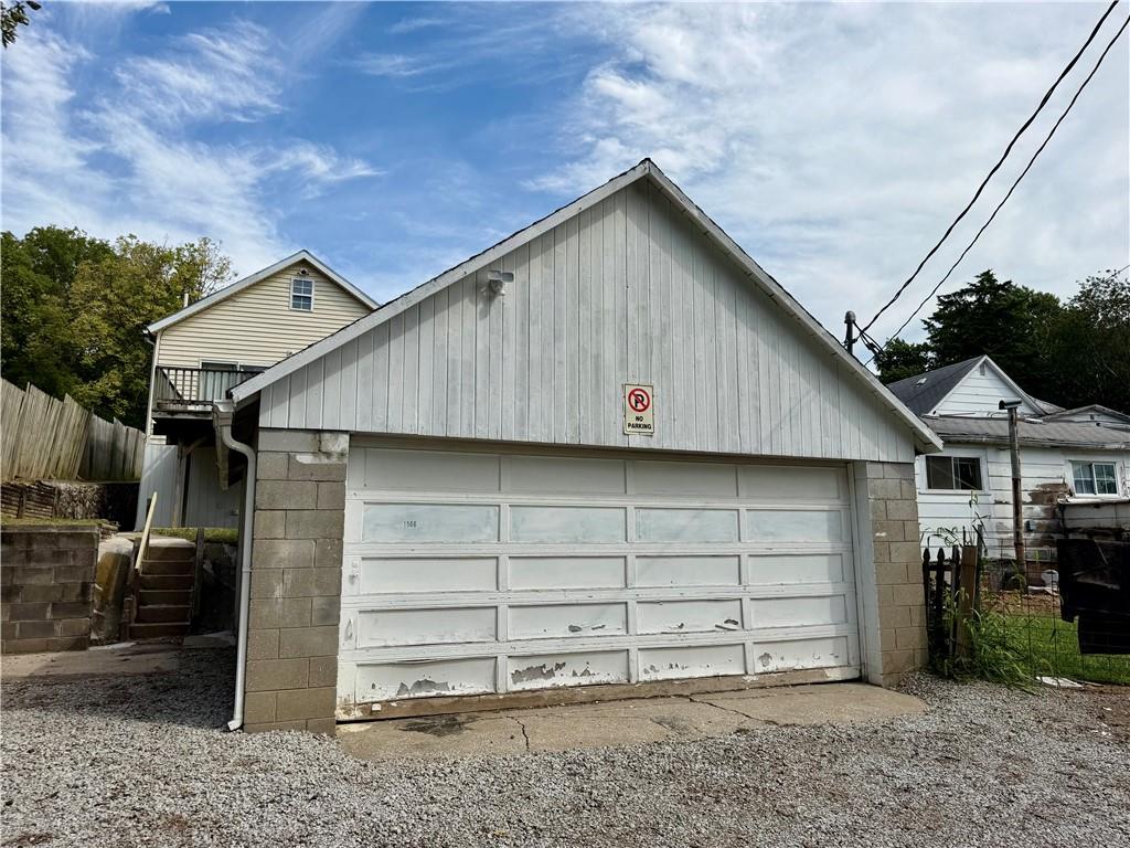 1506 6th Ave, St Joseph, MO 64505