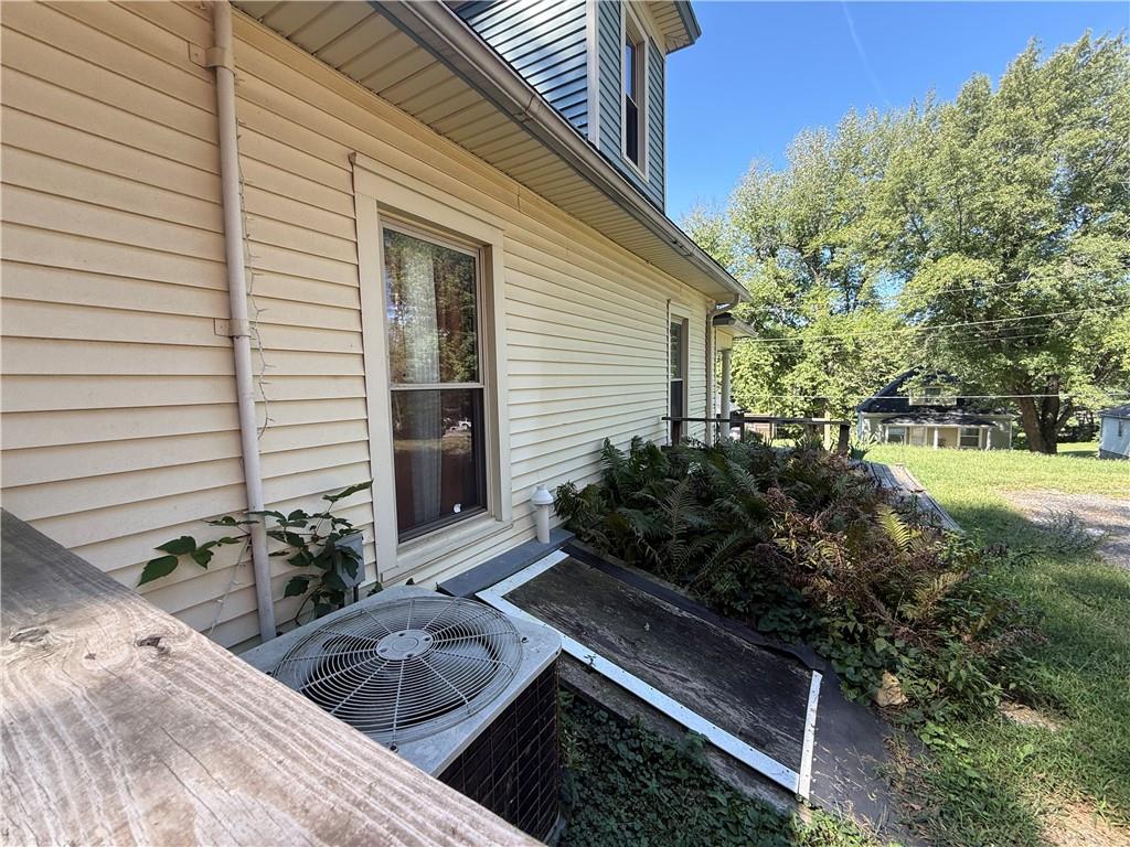 506 N Main St, Forest City, MO 64451