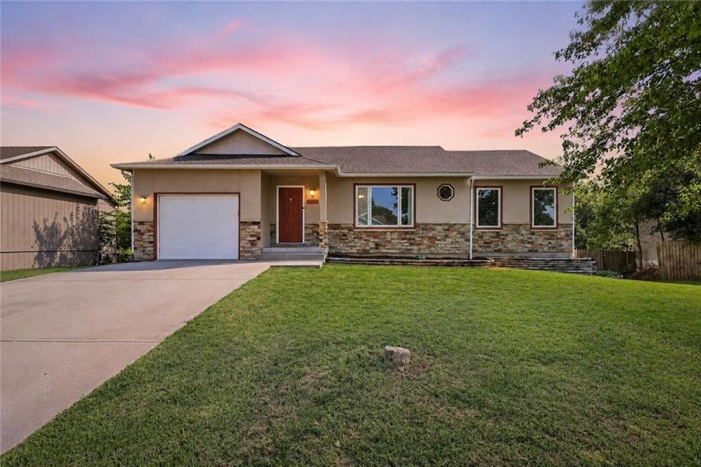 533 N Mulberry St, Gardner, KS 66030