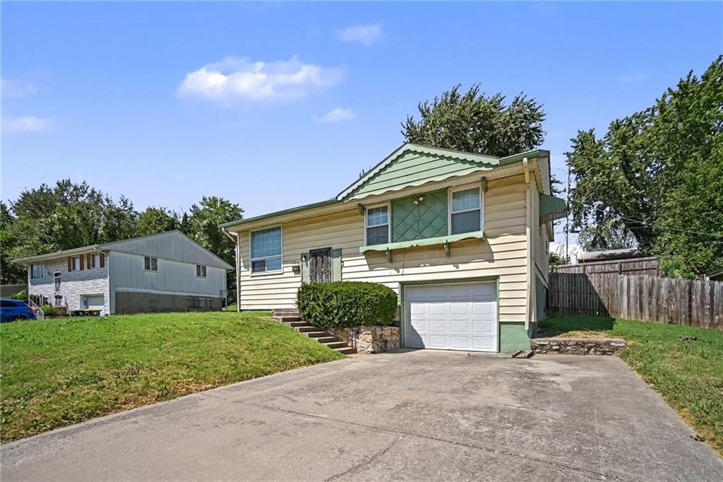 5228 Cypress Ave, Kansas City, MO 64130