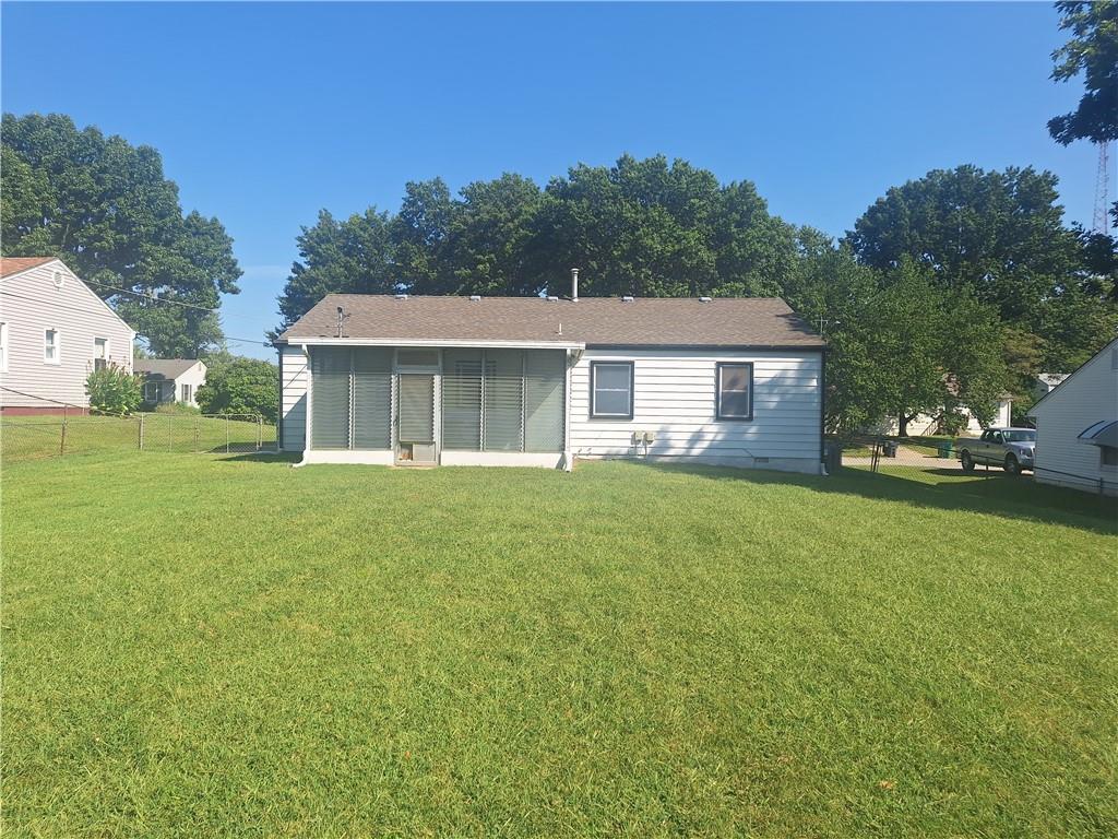 1001 NE 67th Ter, Gladstone, MO 64118