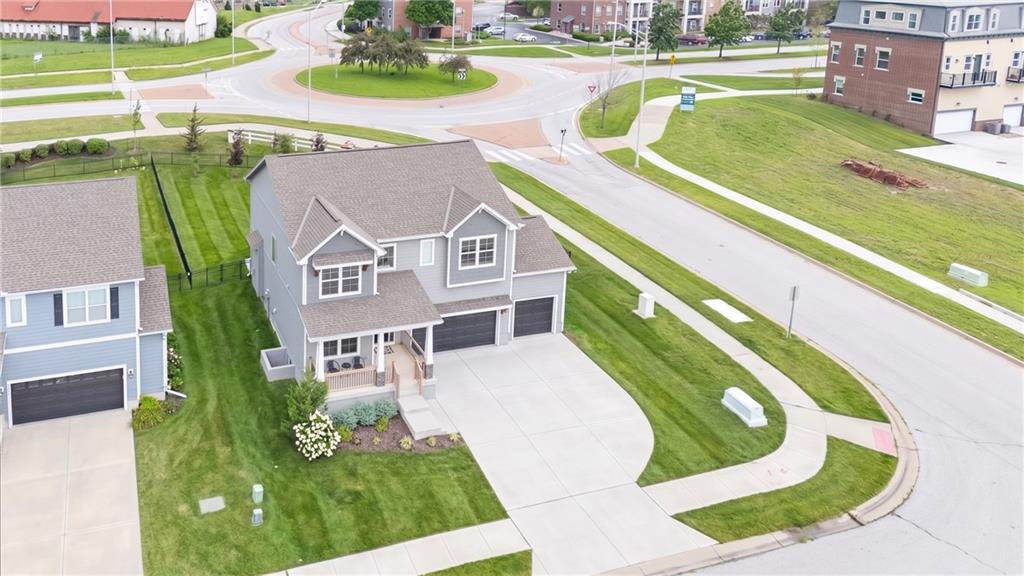 500 SW Brummel Rd, Lee's Summit, MO 64081