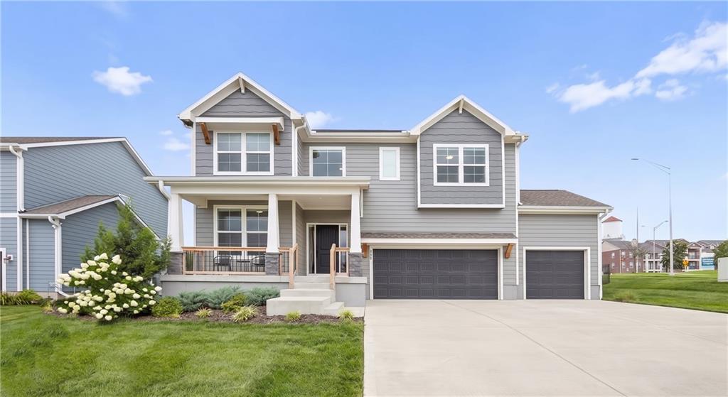500 SW Brummel Rd, Lee's Summit, MO 64081
