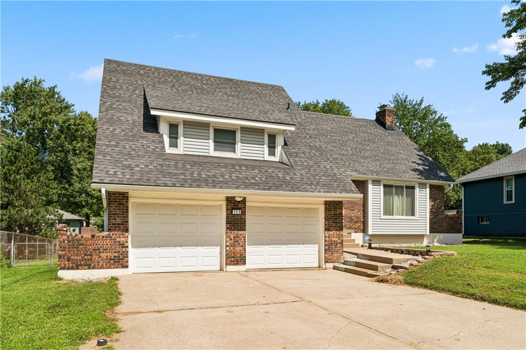 113 SE Mount Vernon Dr, Blue Springs, MO 64014
