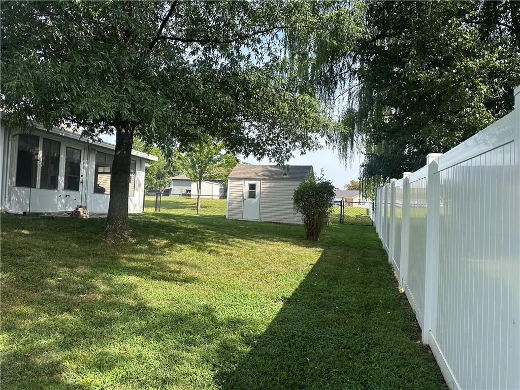 1210 Fox Ridge Dr, Warrensburg, MO 64093