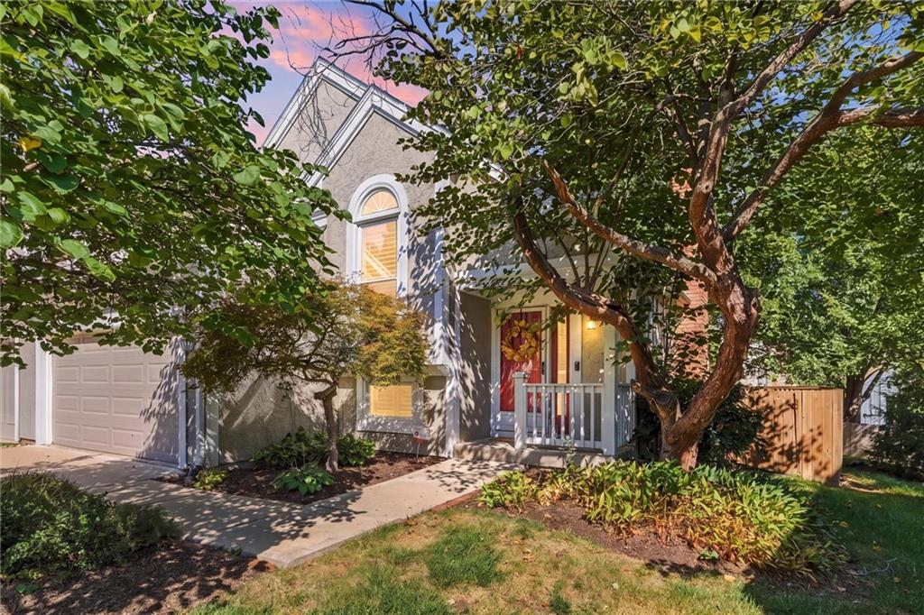 11114 W 113th Ter, Overland Park, KS 66210