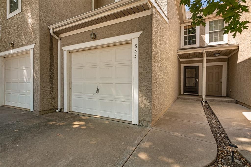 844 S Woodson Ct, Gardner, KS 66030