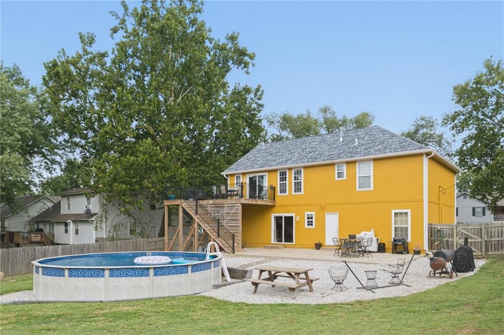 1001 Ash St, Harrisonville, MO 64701