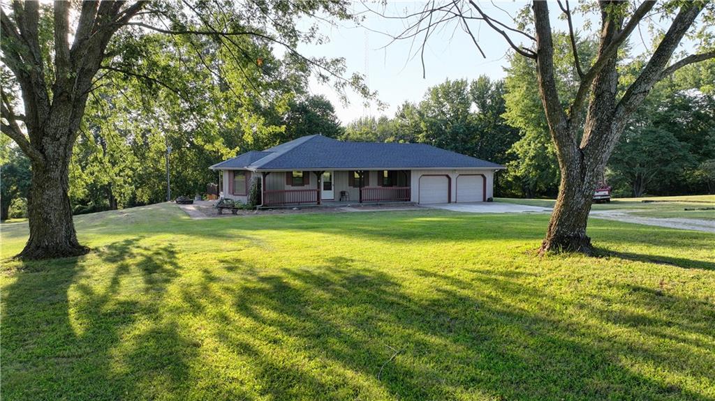 188 SE Everett Ln, Plattsburg, MO 64477