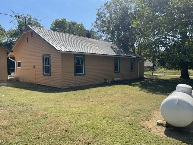 12206 NE State Route D Hw, Butler, MO 64730