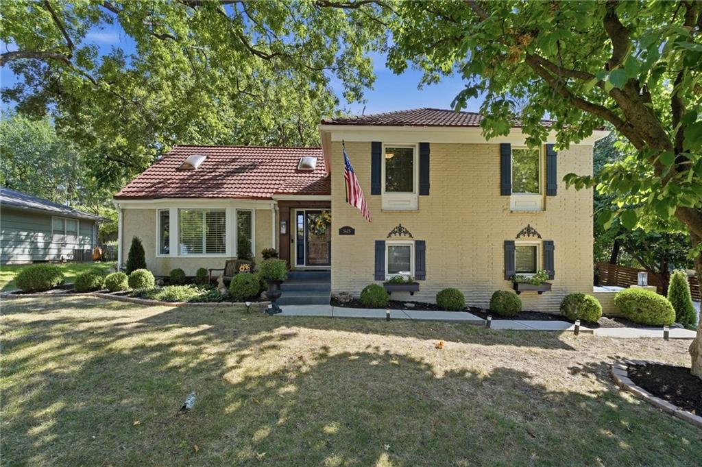 5405 W 80th St, Prairie Village, KS 66208