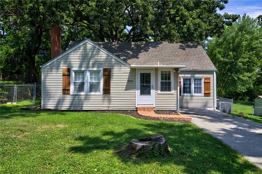 2506 NE 46th St, Kansas City, MO 64116