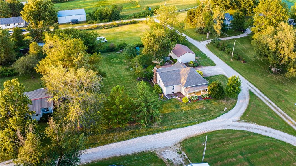 22021 224th St, Maryville, MO 64468