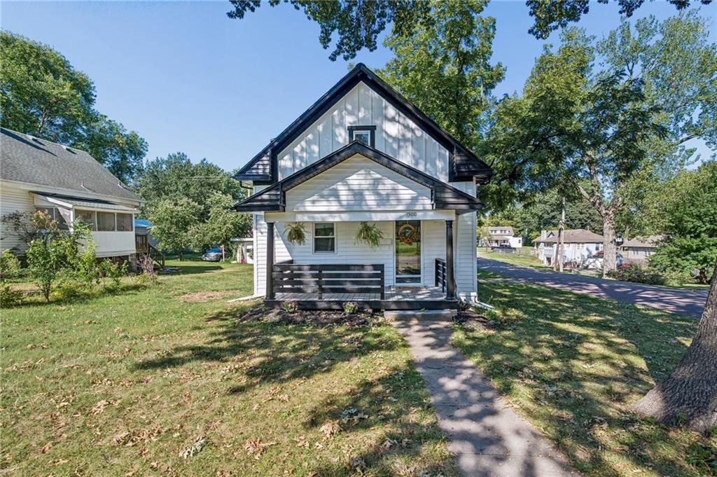1500 S Maywood Ave, Independence, MO 64052
