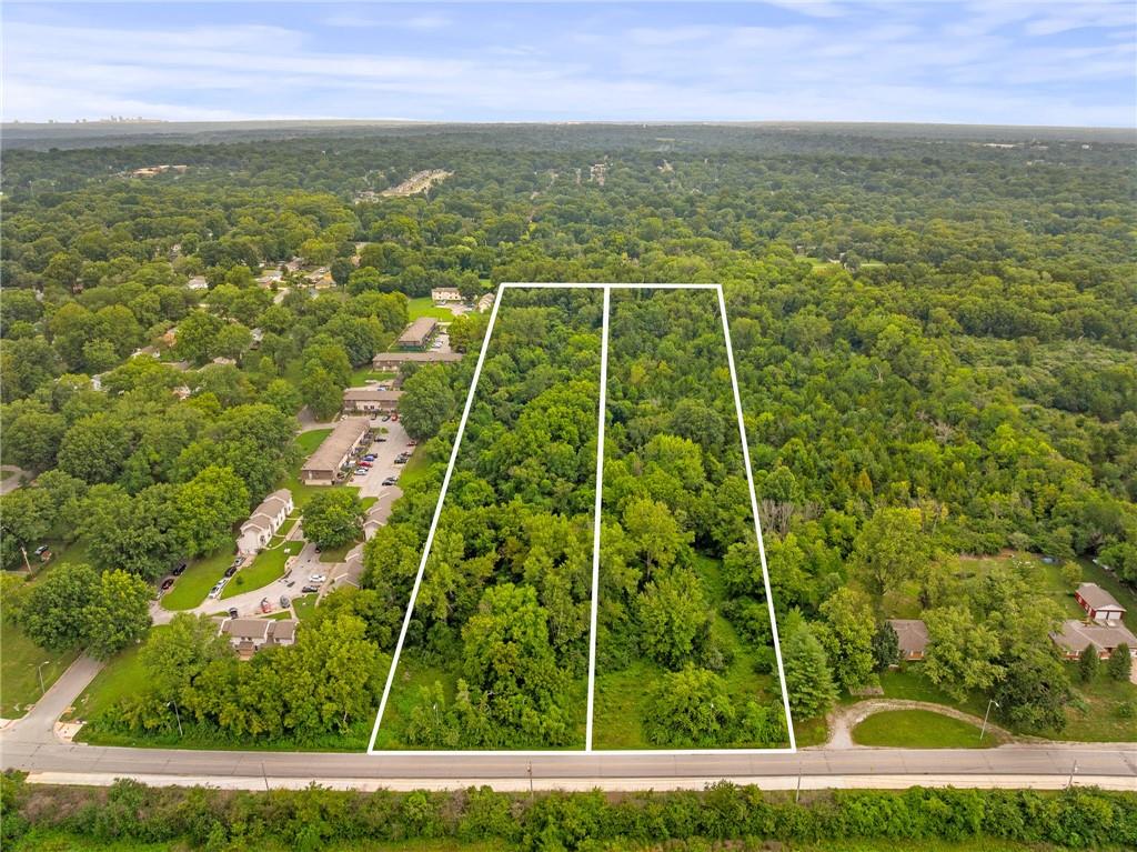 8906 E Bannister Rd, Kansas City, MO 64138