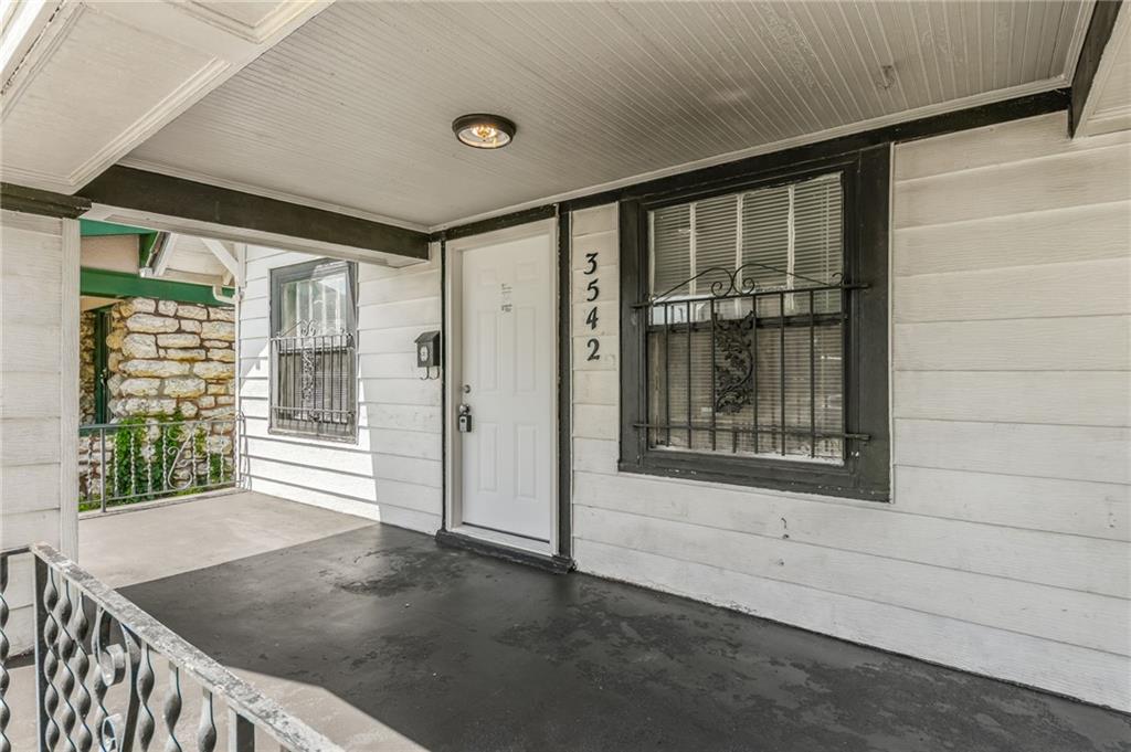 3542 College Ave, Kansas City, MO 64128