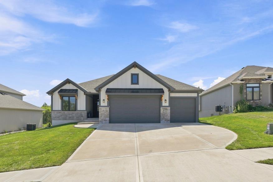 4905 NE 88th St, Kansas City, MO 64156