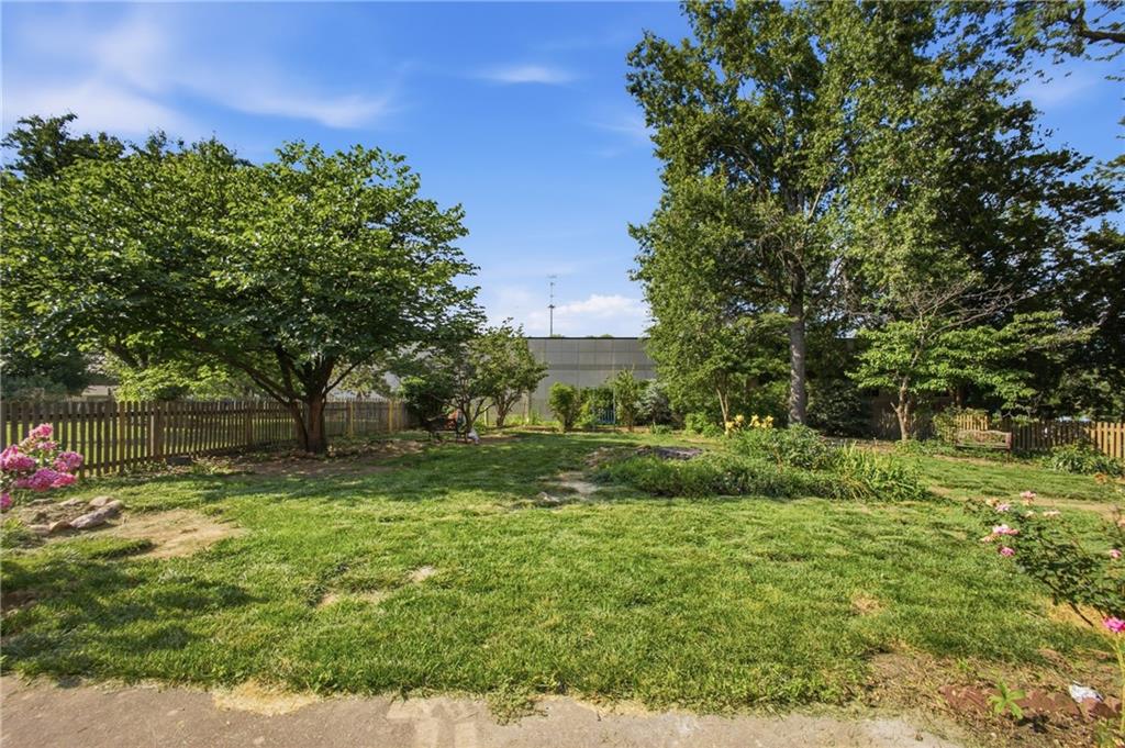 14906 W 89th St, Lenexa, KS 66215