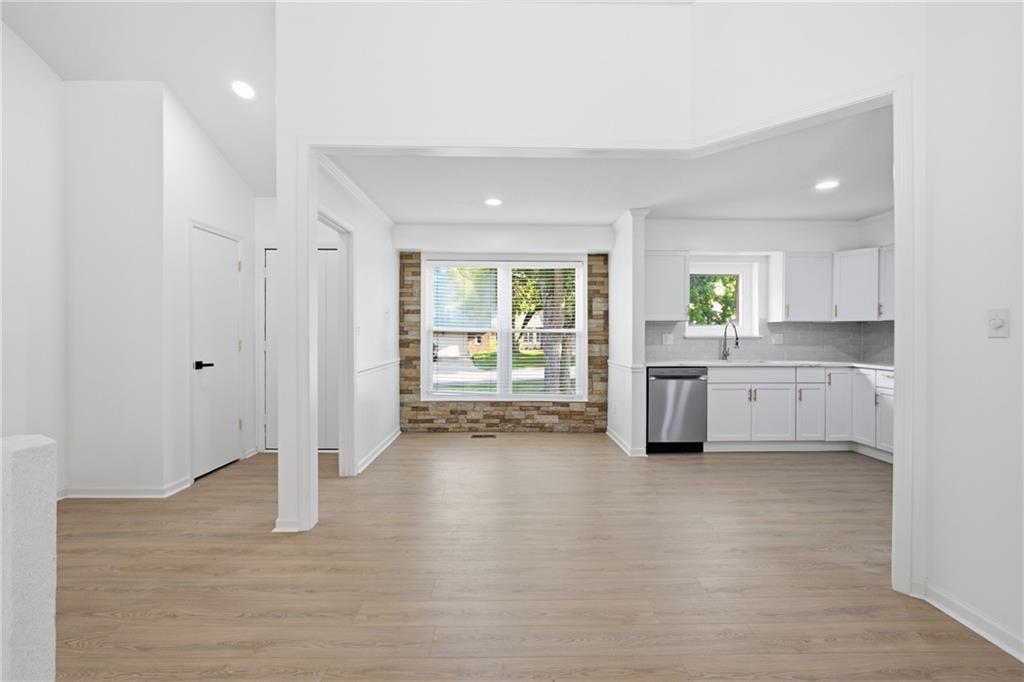 14906 W 89th St, Lenexa, KS 66215