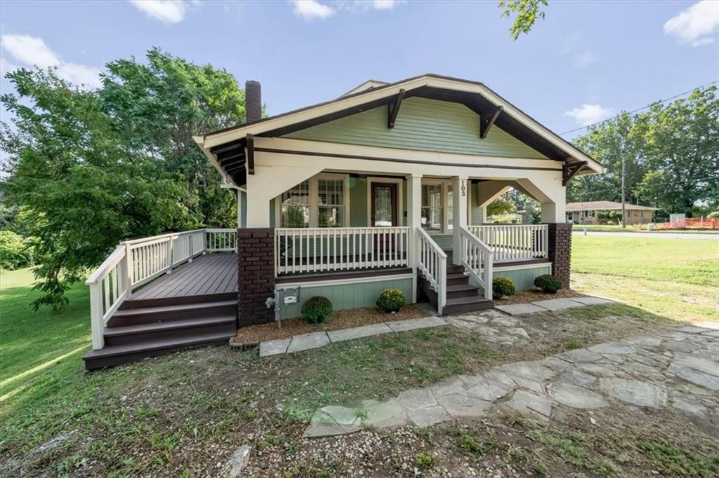 103 N Wilson St, Independence, MO 64050