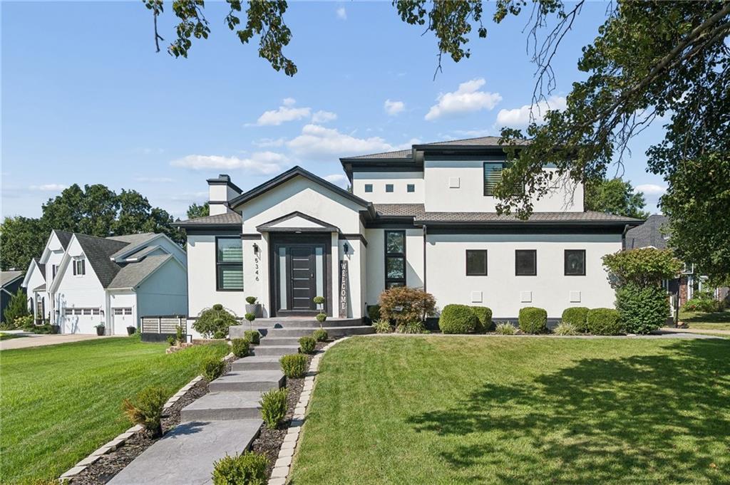 5346 W 123rd St, Leawood, KS 66209