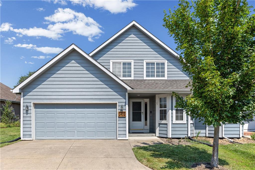 2402 E 27th Ter, Lawrence, KS 66046
