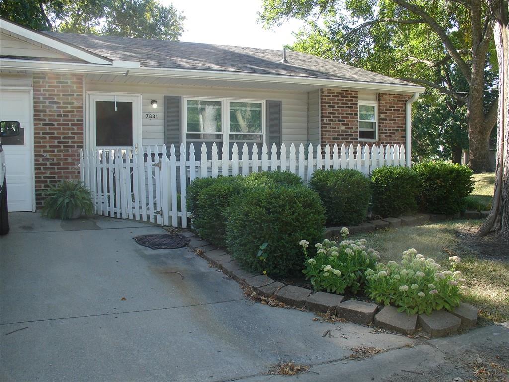 7831 Freeman Ave, Kansas City, KS 66112