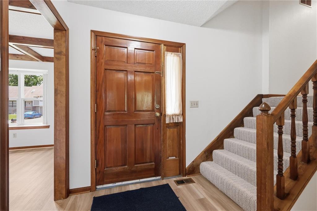 8410 New Jersey Ave, Kansas City, KS 66112