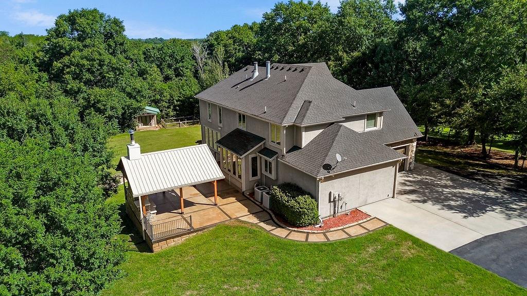 22119 171st St, Basehor, KS 66007