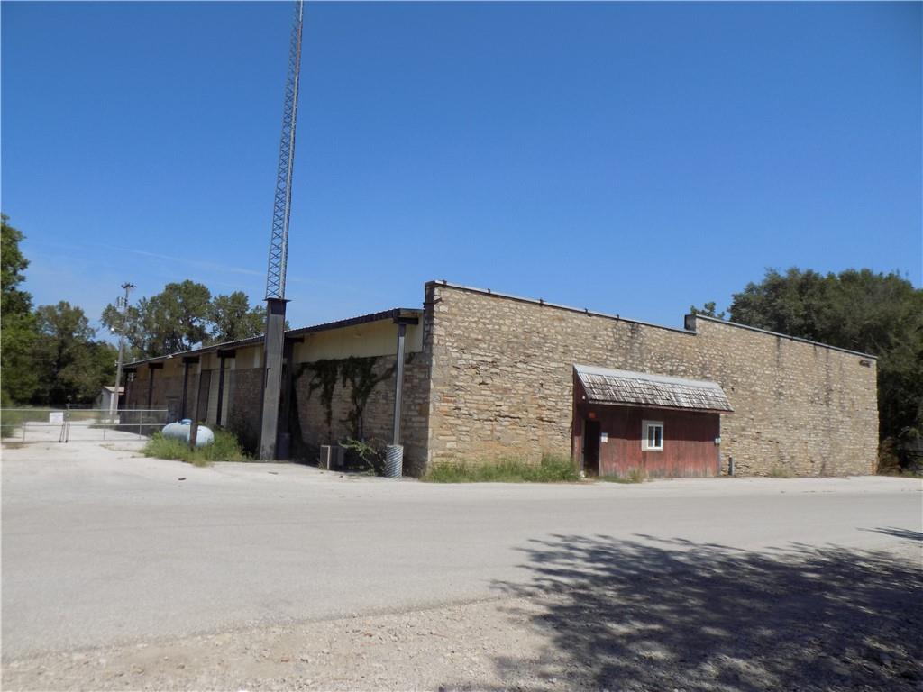 801 W Wilson St, Ottawa, KS 66067