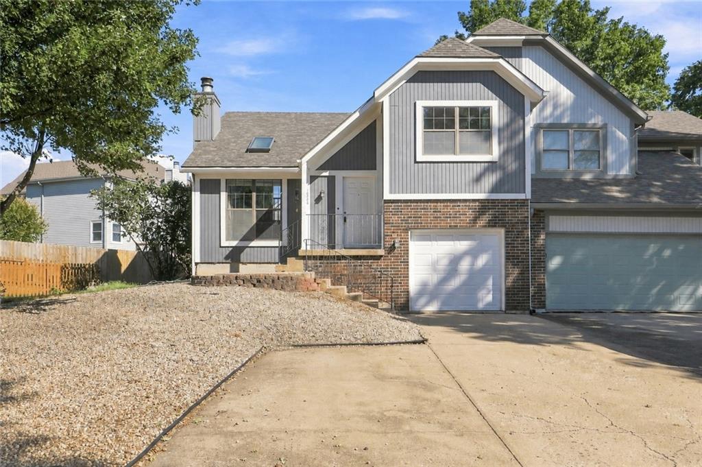 10924 W 115th St, Overland Park, KS 66210