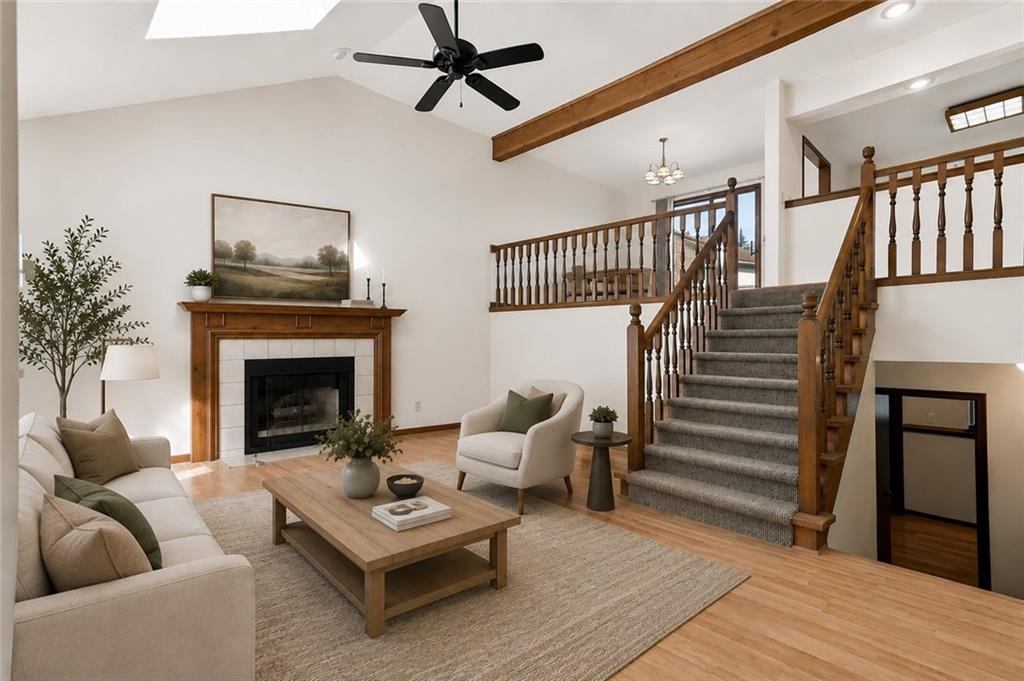 10924 W 115th St, Overland Park, KS 66210