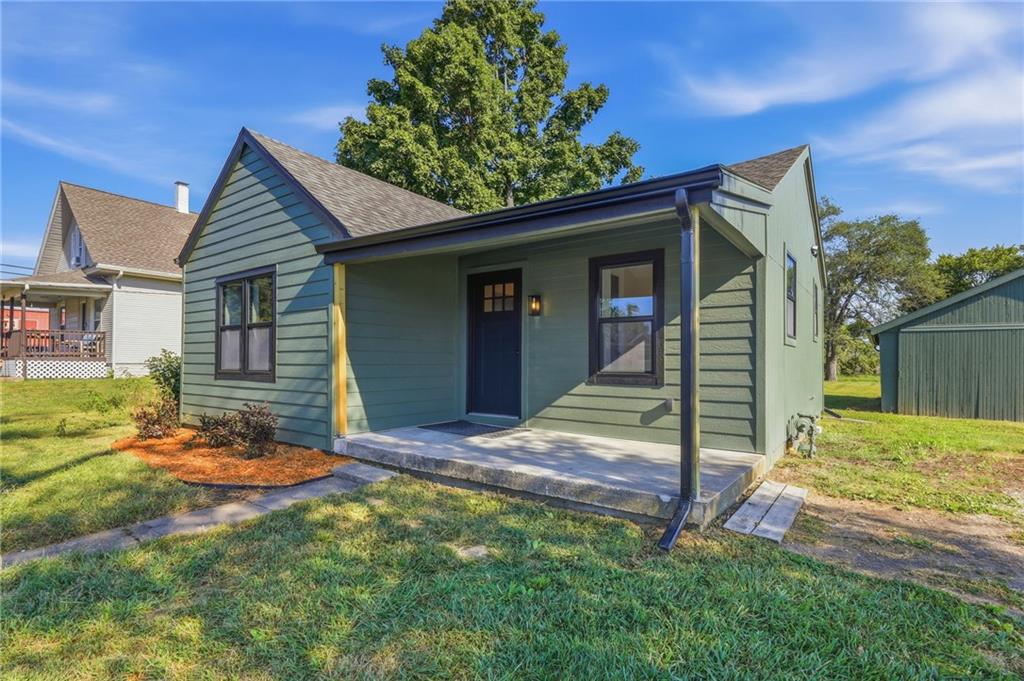 168 W North St, Peculiar, MO 64078