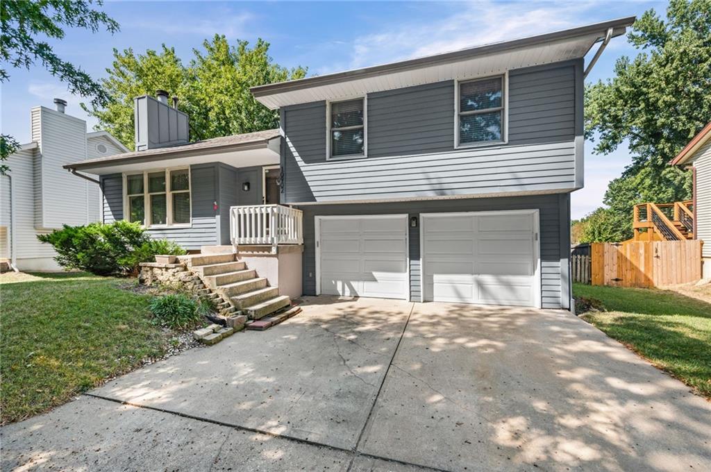 10902 N Harrison St, Kansas City, MO 64155