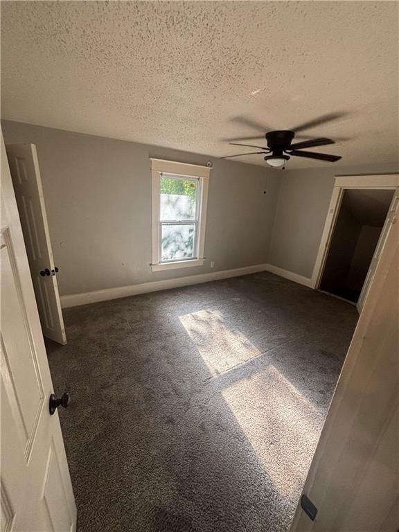 3601 E 60th St, Kansas City, MO 64130