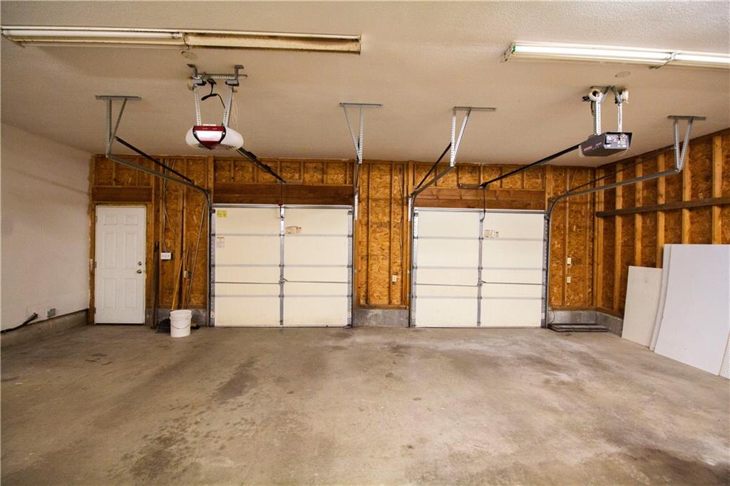 12701 W 92nd St, Lenexa, KS 66215