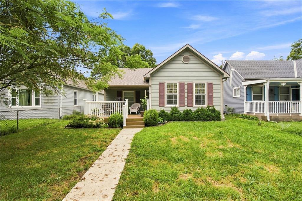 1209 High St, Leavenworth, KS 66048