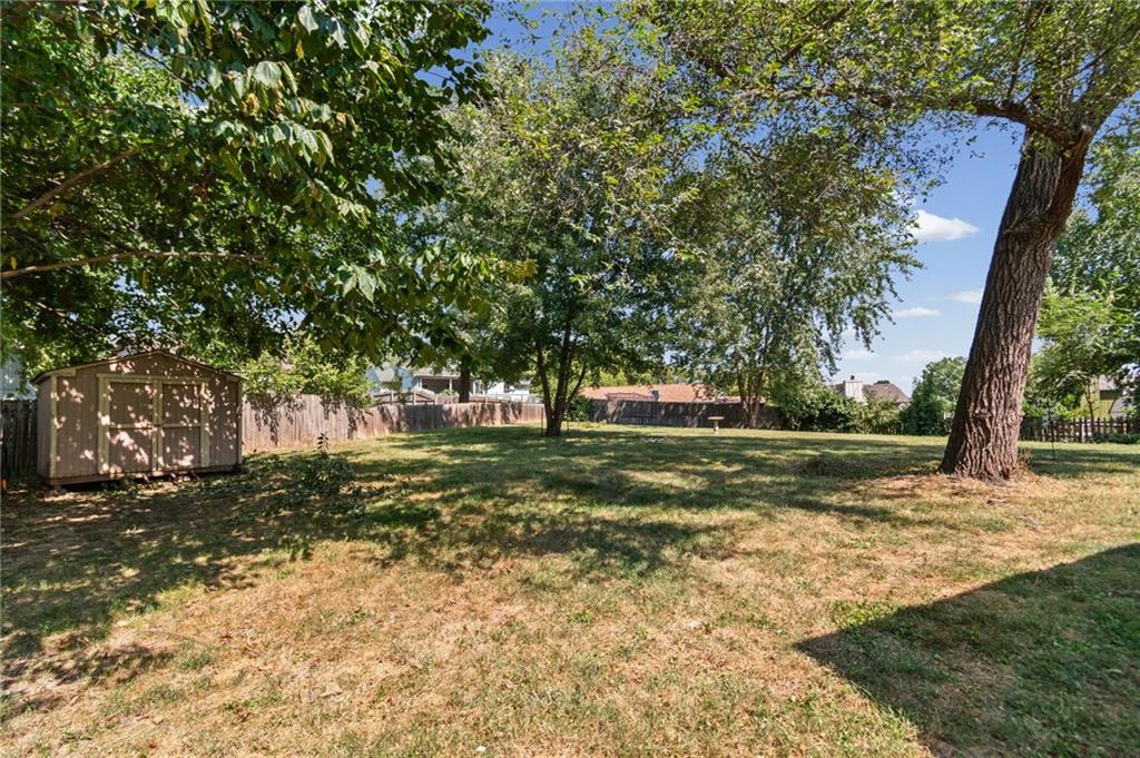 3602 NE 77th Ter, Kansas City, MO 64119