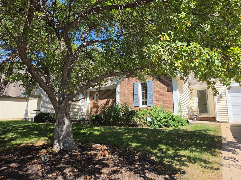 4506 W 90th St, Prairie Village, KS 66207