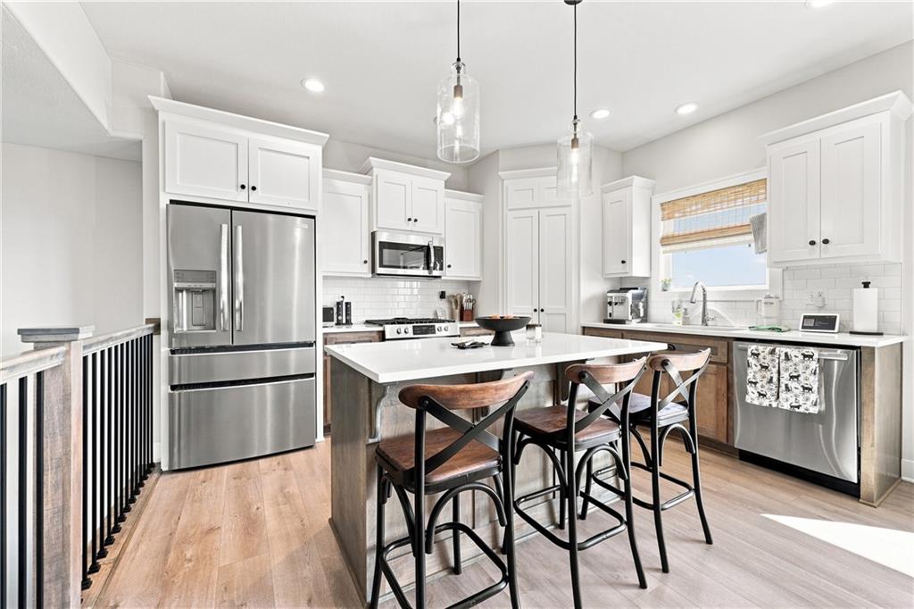 1203 3rd St, Oak Grove, MO 64075